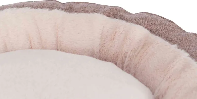 Preview: Bett Felicia