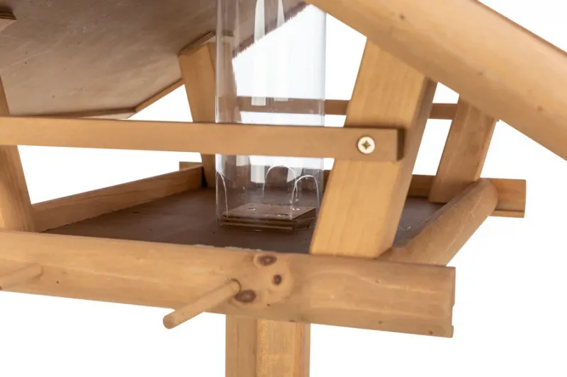 Vogelfutterhaus mit Ständer