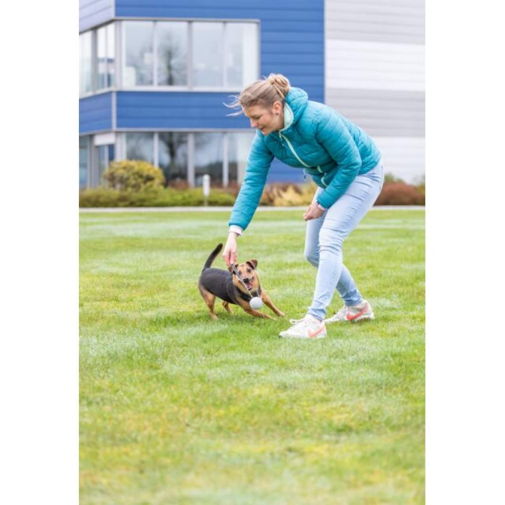 Ball am Seil, Naturgummi